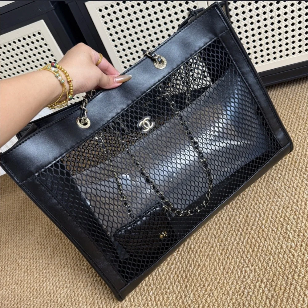 VIP GWP Black Net & Leather Chain Shoulder Tote